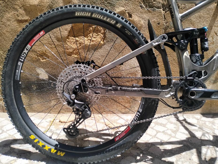 Bicicleta Enduro Banshee Titan Mullet 29/27.5 - M"