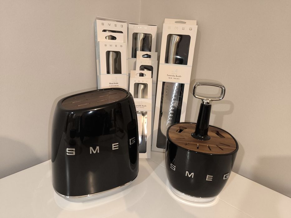 Nowy zestaw SMEG czarne blok + noże stojak na sztućce czarny
