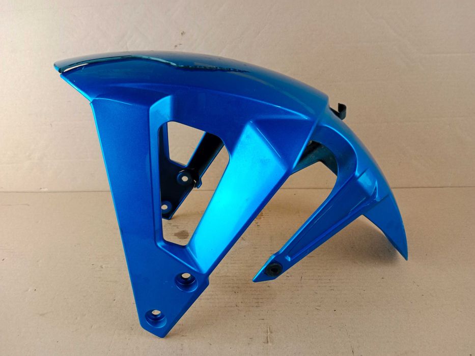 Suzuki GSX-8R Błotnik Przód Przedni 23-26