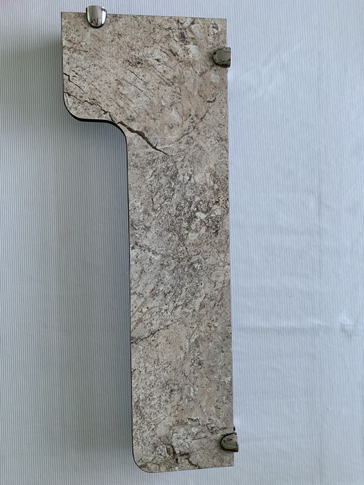 Поличка для ванної кімнати