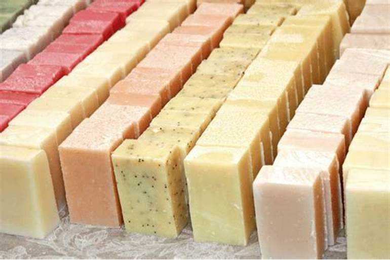 Mydło z pieniędzmi w środku 100gr -  3 szt