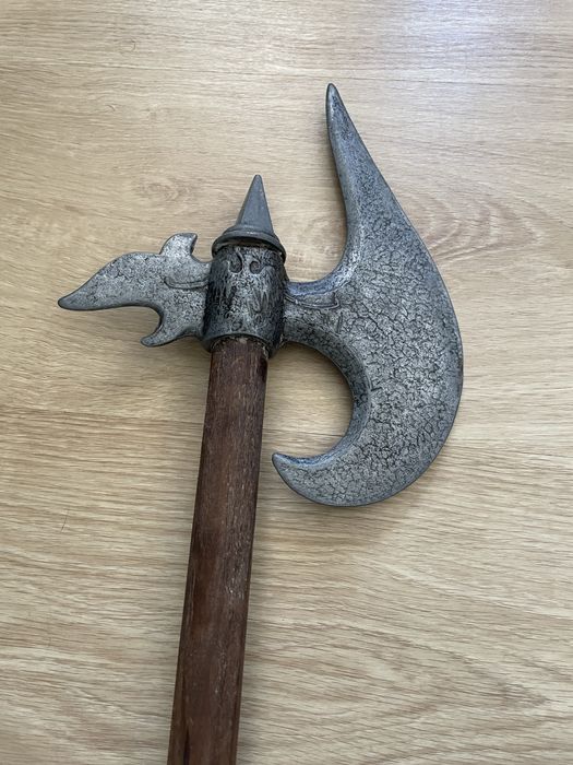 Machado (reproducao) medieval