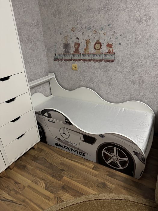 Дитяче ліжко машина для хлопчика