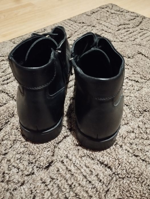 Sprzedam buty wojskowe galowe, zimowe