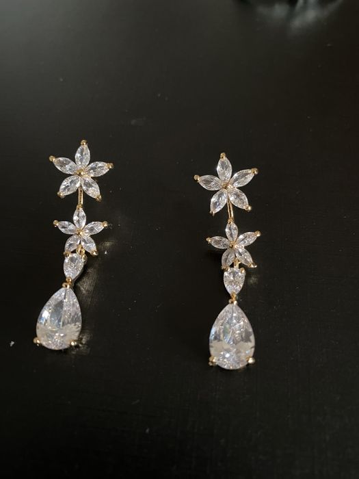 Kolczyki ślubne kwiaty