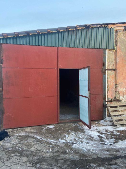 Ангар 150кв.м, високі та широкі ворота, вул. Біла