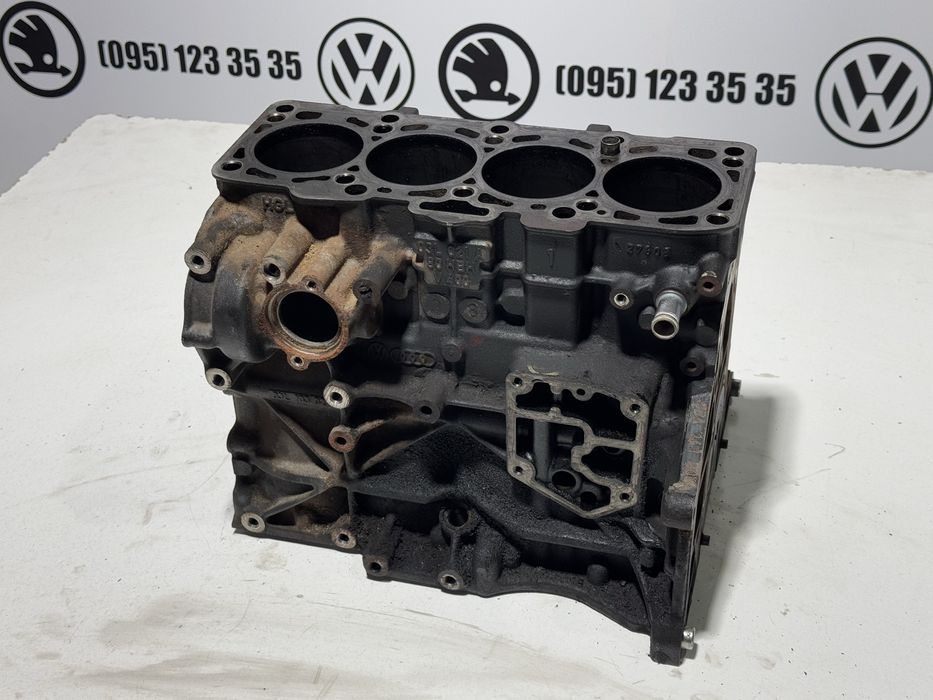 Блок циліндрів passat b6 B7 cc golf 6 cba cbab цилиндров 03L 021 A