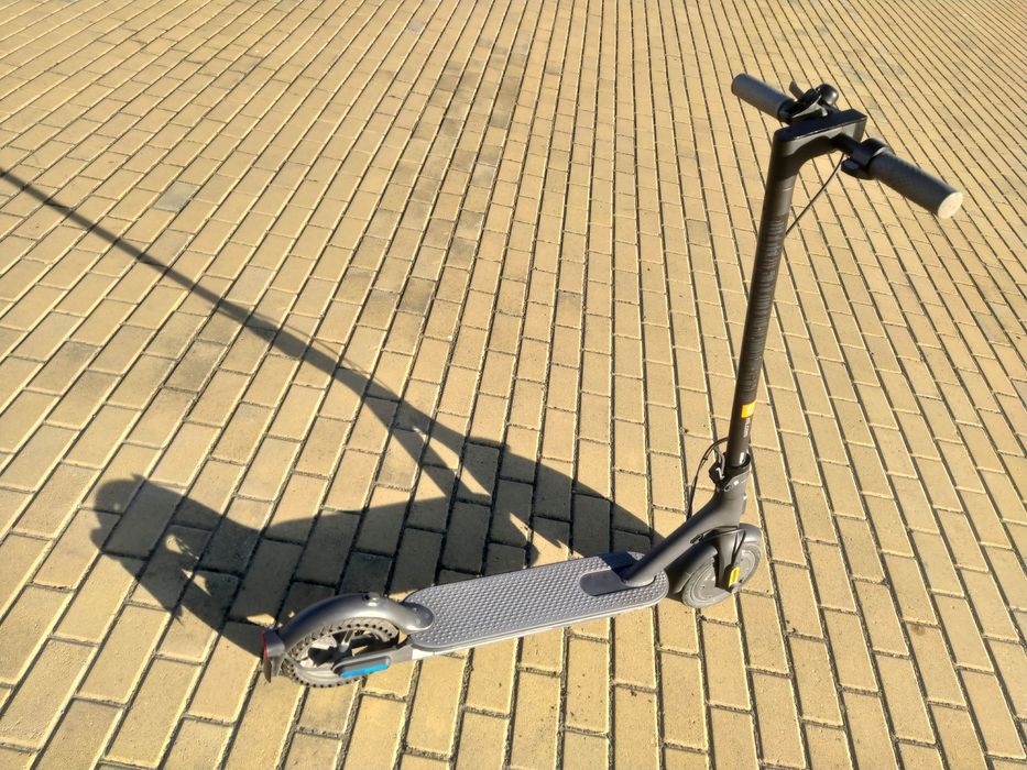 Самокат Xiaomi Mi Electric Scooter 1S