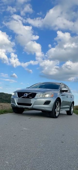 Volvo XC 60 Na sprzedaż mój prywatny samochód Volvo XC 60 T6 R-Design z 2012 roku.