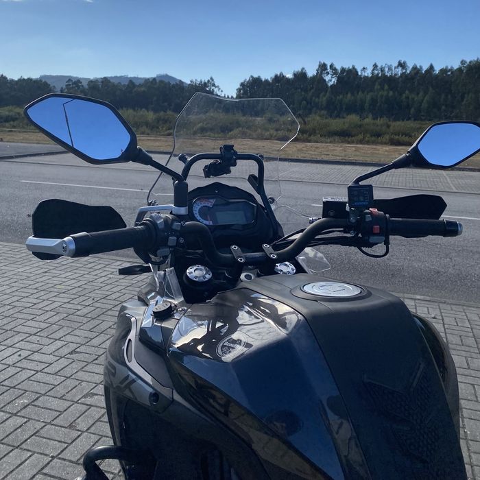 Benelli TRK 502x + Oferta Capacete Nexx X.WED 2 tam. L