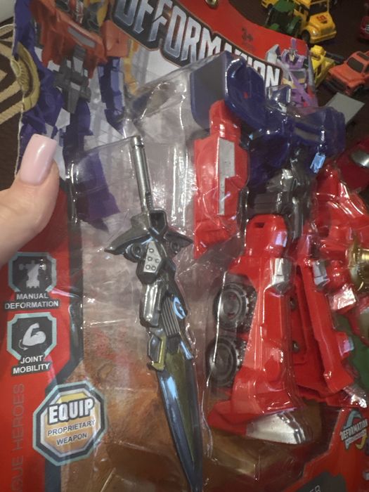 игрушка-трансформер