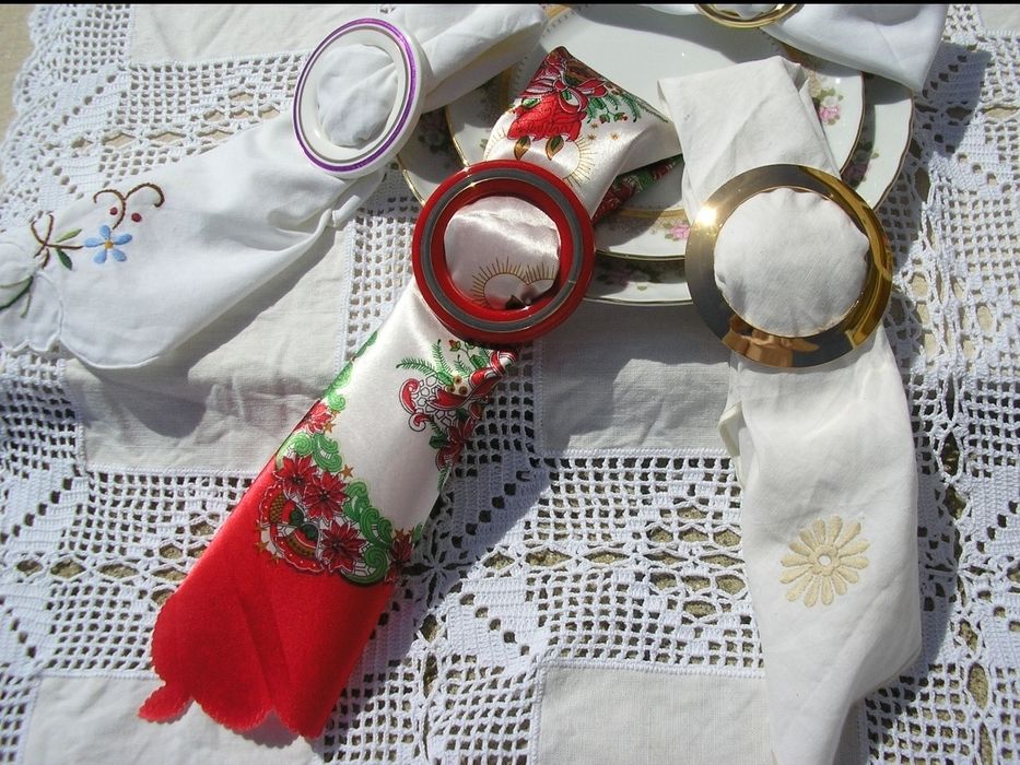 Argolas GUARDANAPO - Duas por 1€ - Artigo NOVO sem uso NATAL