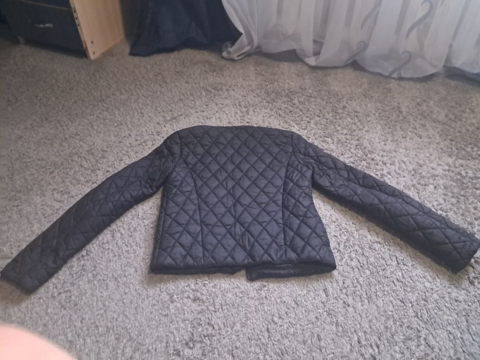 Куртка "OODJI" M жіноча