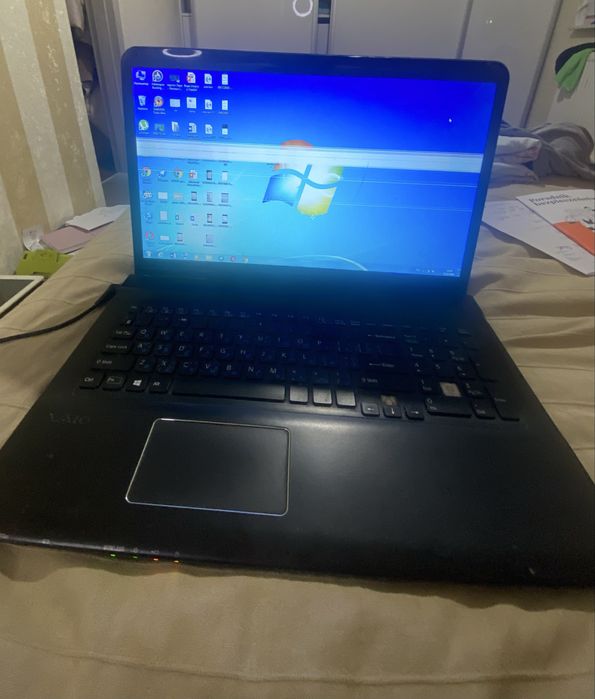 Sony vaio sve171e13m laptop