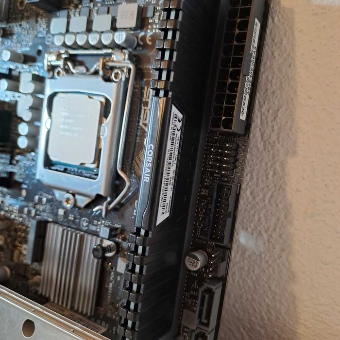 Bundle Core i7-8700T / Asus Prime H310I-Plus R2.0 / 8GB DDR4 Corsair