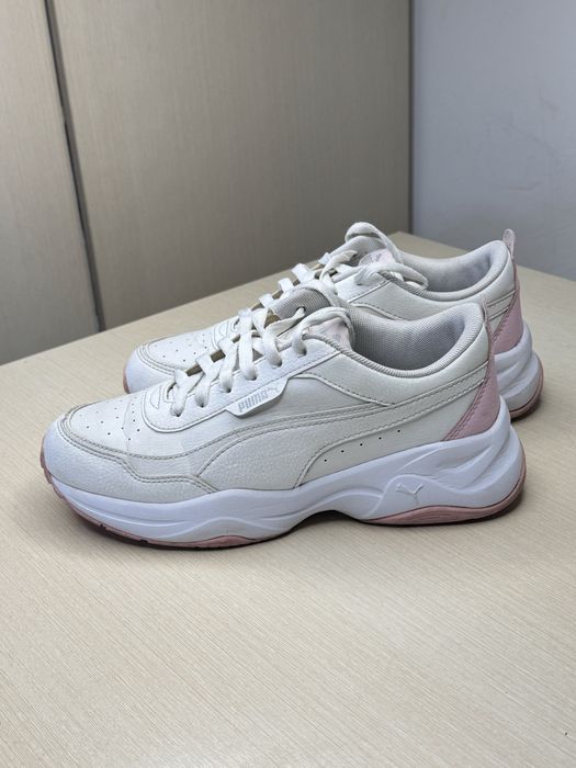 Кросівки Puma жіночі