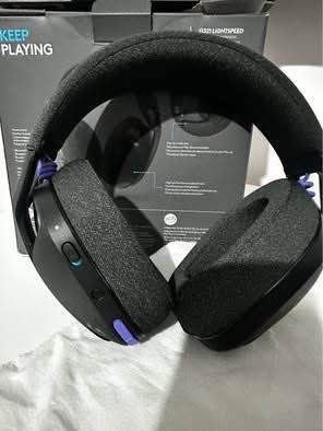 Headset Gaming Logitech Novos com fatura