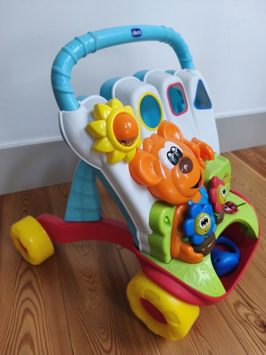 Andador Chicco - rega e caminha