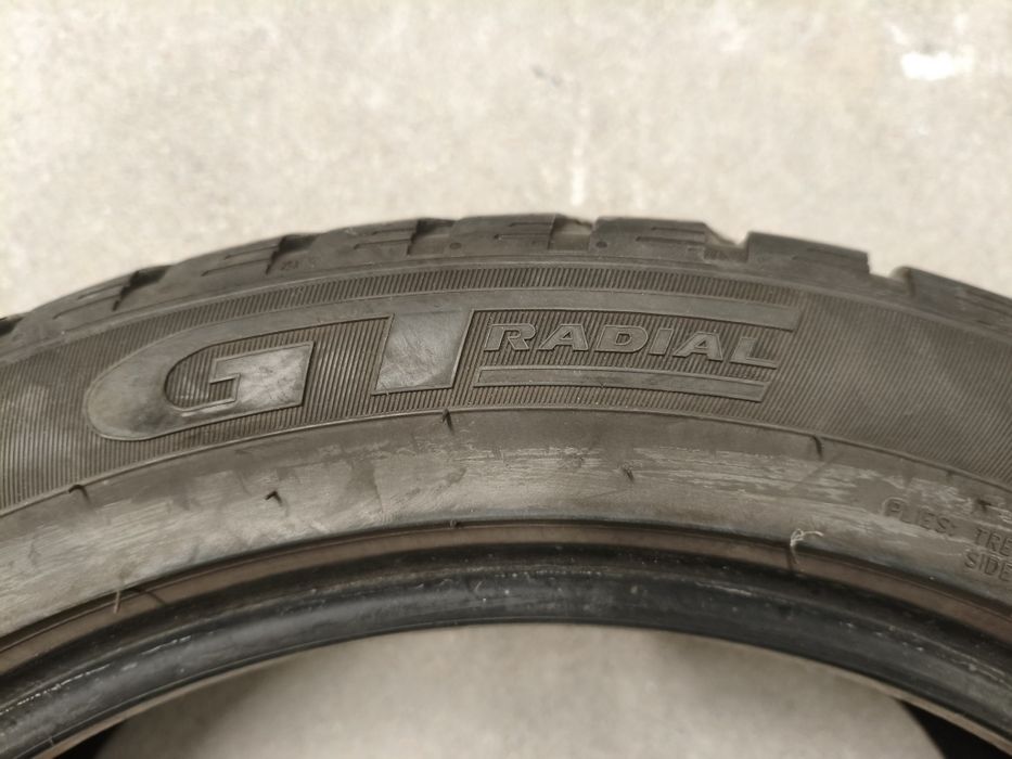 Opony zimowe 215/50/17