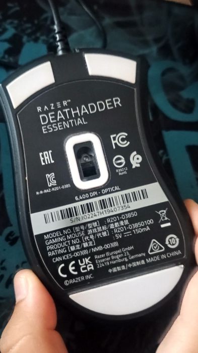 Продаю мышку рейзор