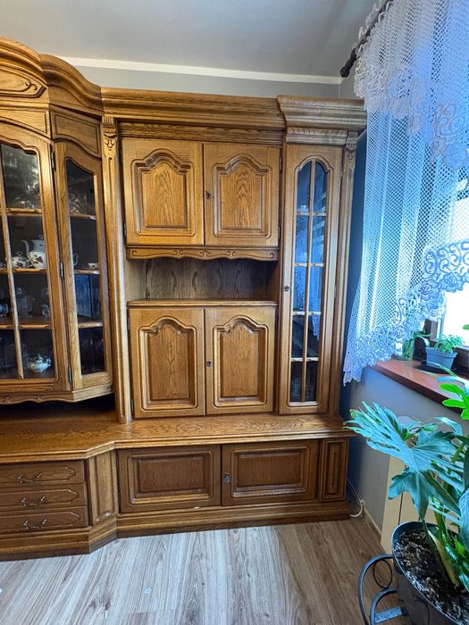 Elegancka meblościanka