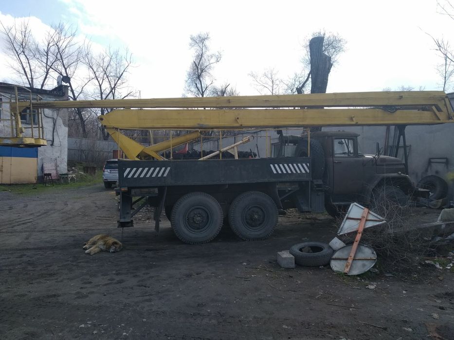 Продам автовышку ВС-22 на ЗИЛ-131 вездеход газ-бензин