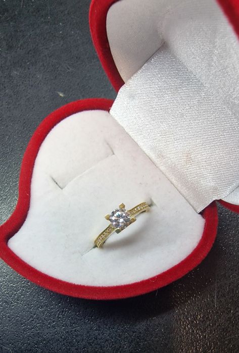 ZŁOTY pierścionek zaręczynowy 14K pr.585 rozm.8 Komis Madej Sosnowiec