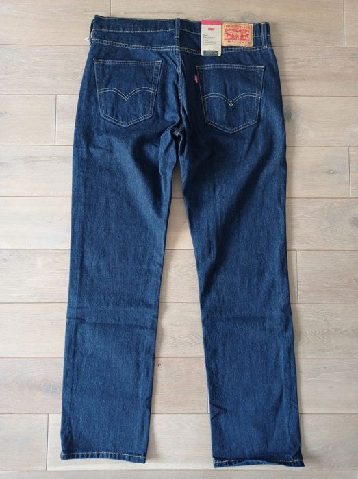 Oryginalne spodnie jeansowe Levi's Strauss 514 Straight nowe 1/3 ceny!