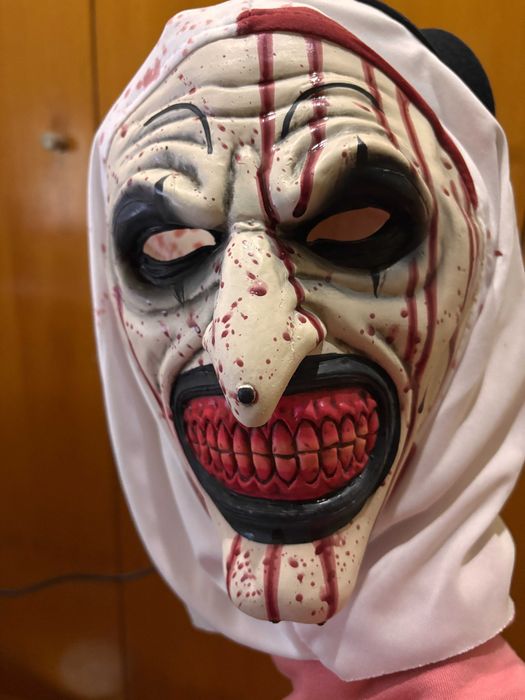 Máscara Terrifier nova
