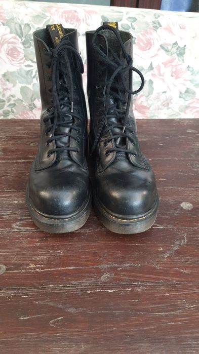 Dr Martens glany z blachą r. 38