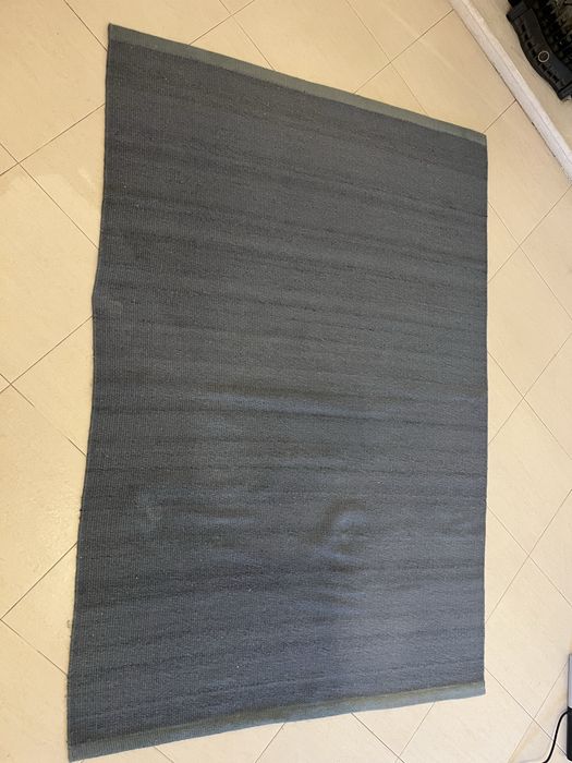 Tapete azul escuro do IKEA Tidtabell 133x195