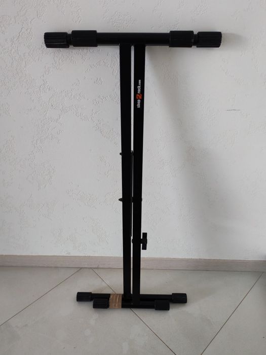 Продам Синтезатор YAMAHA PSR-SX 600.
Стан нового синтезатора.
В компле