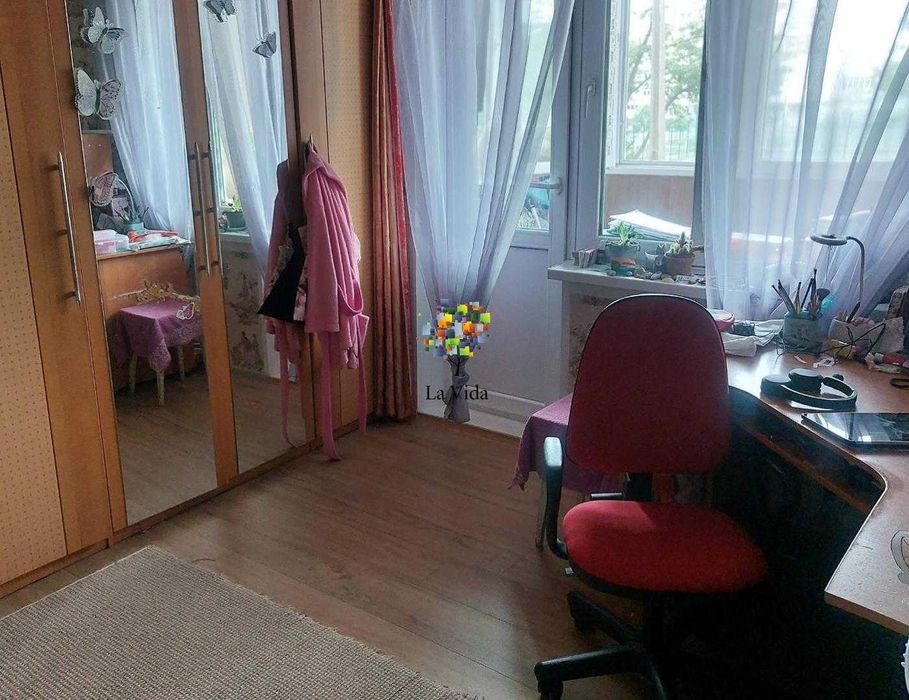 Продаж 3к квартии Червоної Калини 46