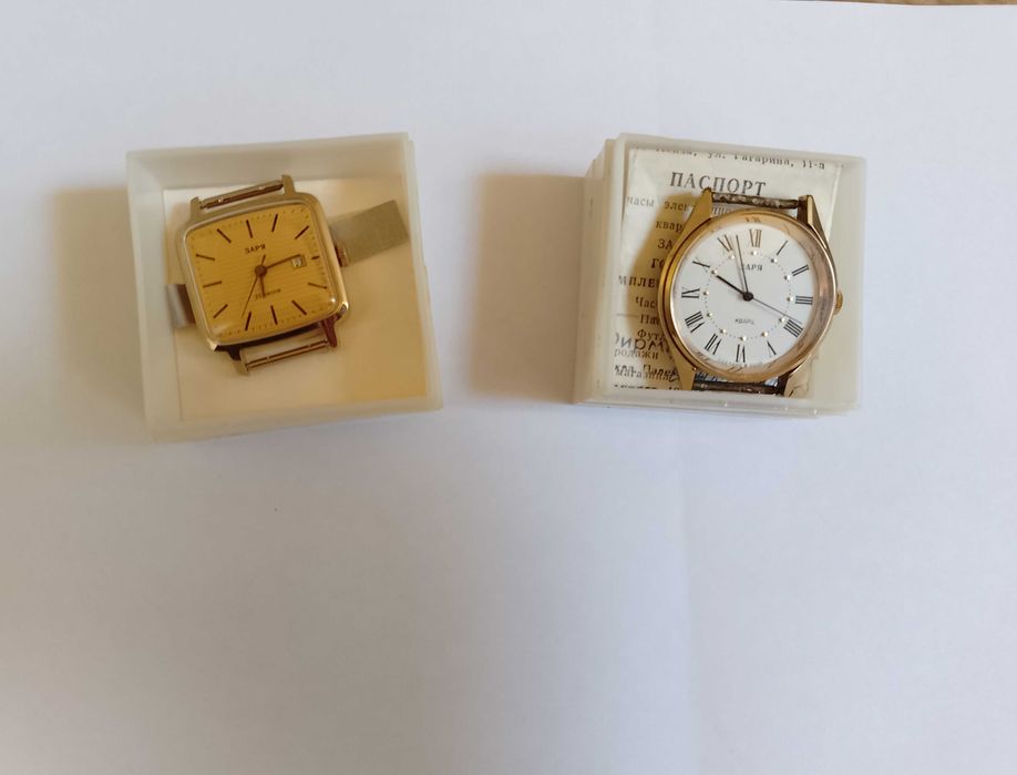 Коллекционные советские позолоченные часы Заря
