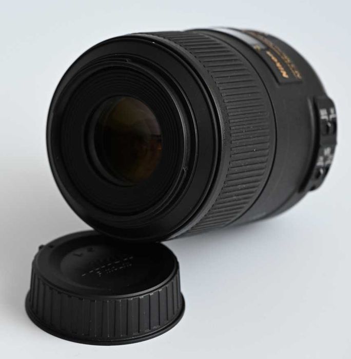 Nikon NIKKOR 85mm f/3.5G ED VR AF‑S DX Micro, kpl. stan jak nowy.