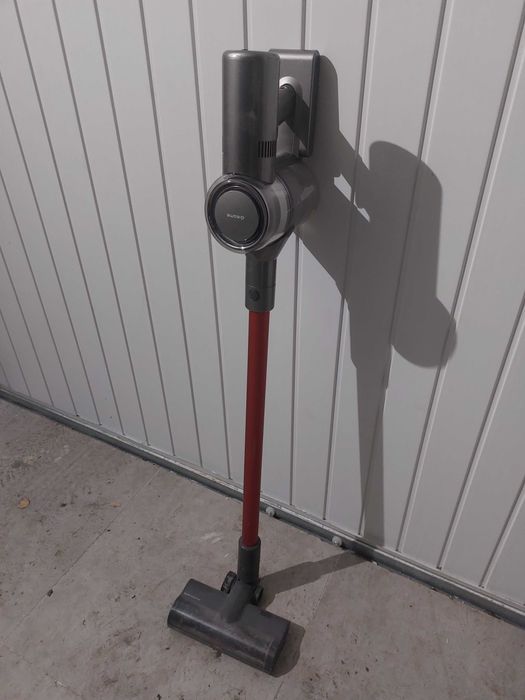 Odkurzacz bezprzewodowy Dreame - uszkodzony