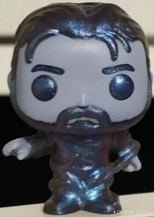 Figurki Kinder joy  stranger things