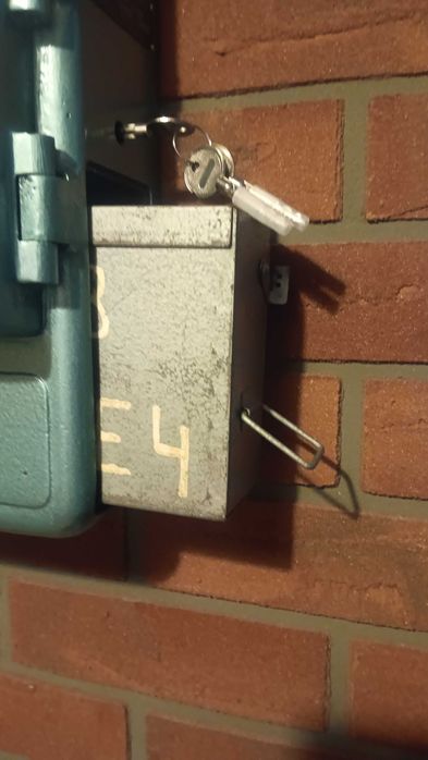 Telefon wrzutowy- Prl aw652-automat telefoniczny