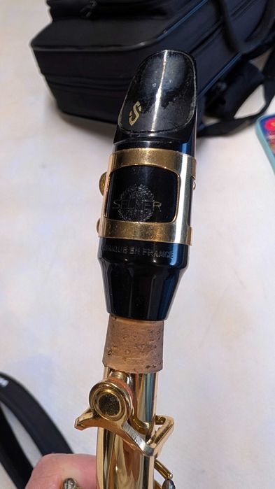 Saxofone Soprano Curvo Wisemann DSS-C300 c/ bocal Selmer Paris S80 e estojo