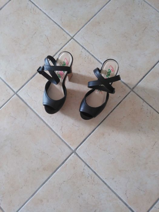 venda de sandálias de verão coolway como novas