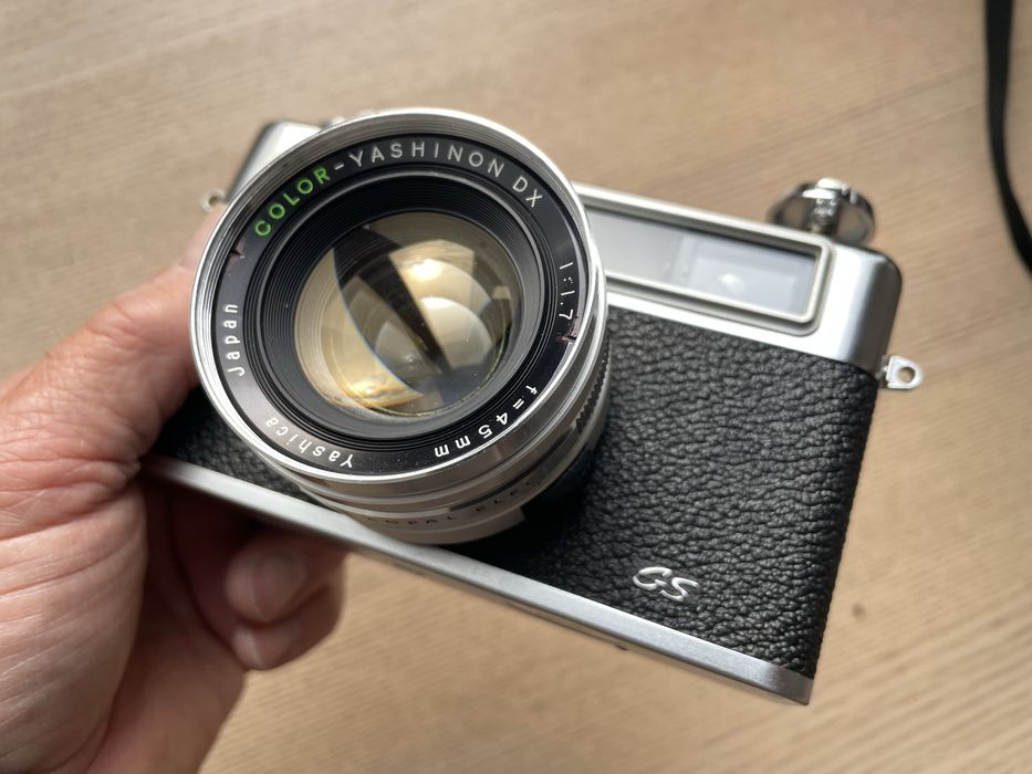 Yashica Electro 35 Analógica de Filme