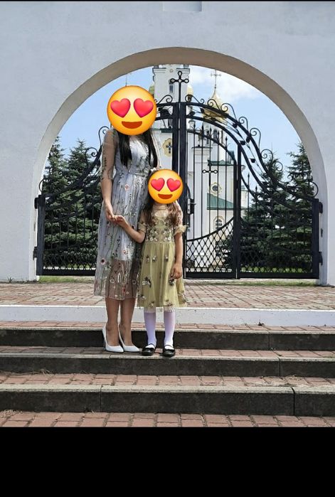 Сукня Next з вишивкою