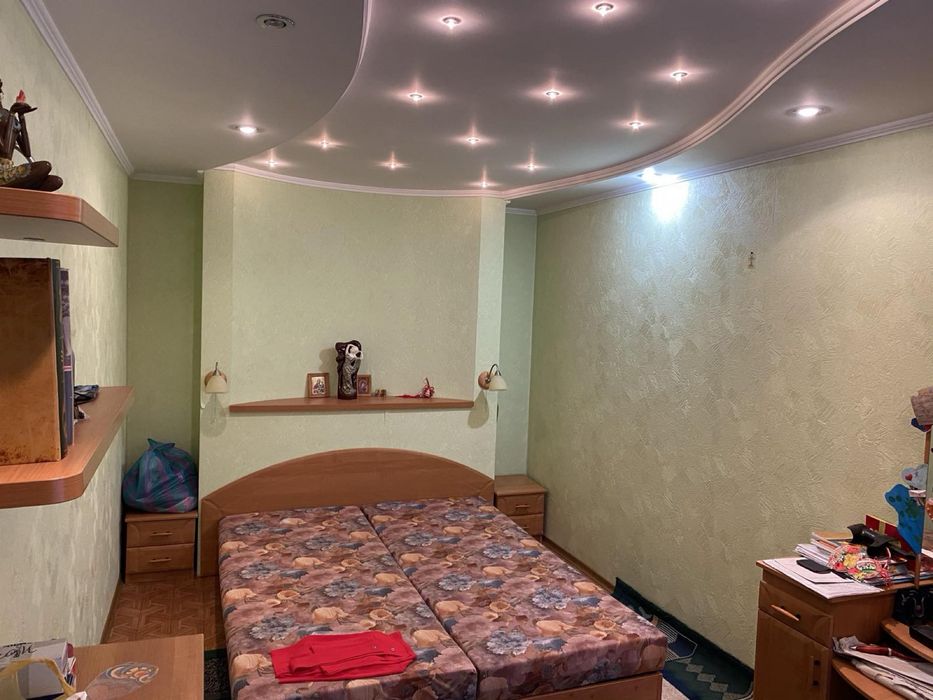 Здам 3- кімн.кв. по вул.Велика Набережна, 1Занасип, р-н  Пенсійн. фонд