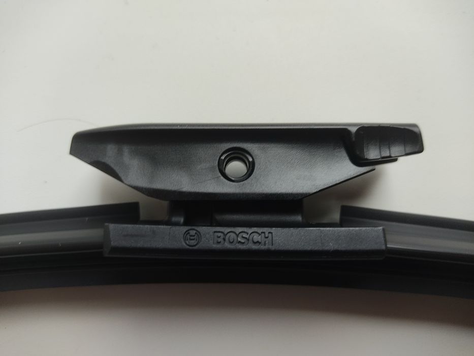 Щетки стеклоочистителя Bosch Aerotwin 550+475mm  Renault. Dacia.