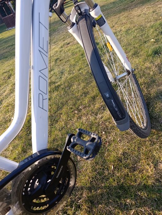 Rower trekkingowy Romet Gazela +koszyk gratis