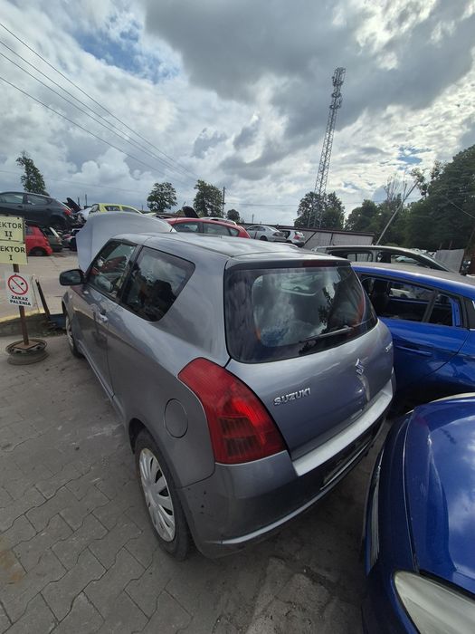 Suzuki Swift  na części