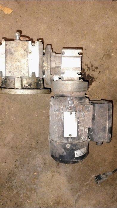 Motoreduktory do pieca na groszek