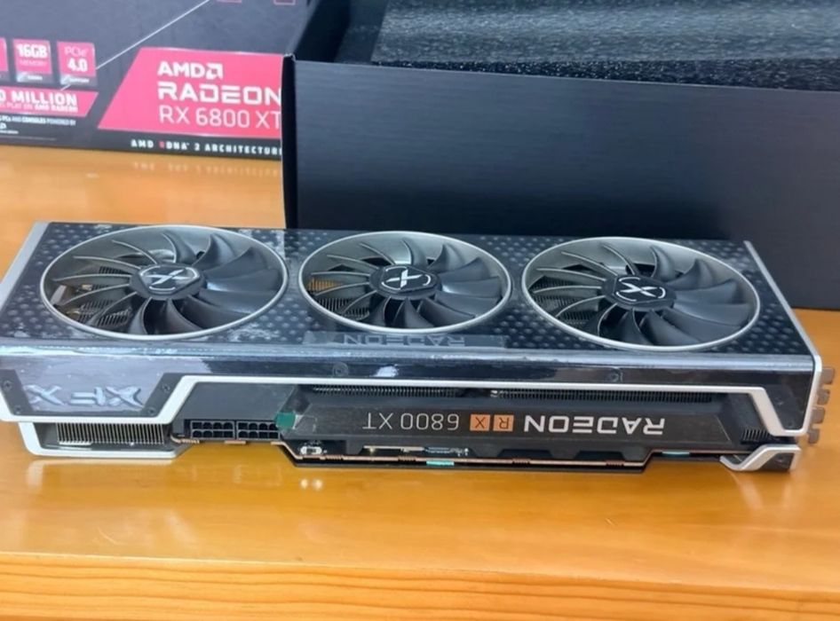 Placa gráfica XFX Speedster MERC 319 Radeon RX 6800 XT 16GB (Como Nova / Testada)