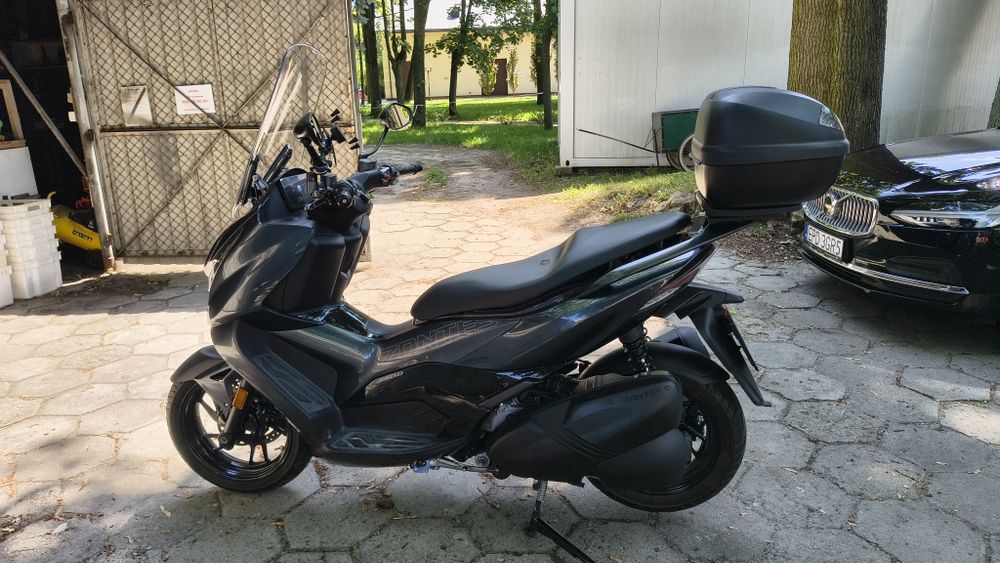 Skuter Zontes 350 D