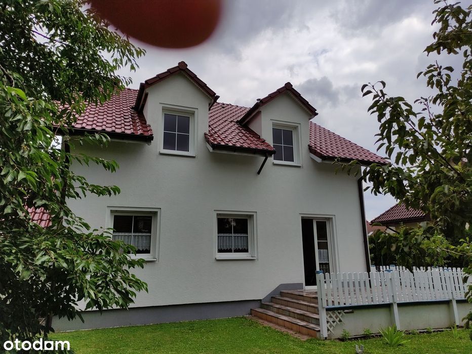 Wolnostojący dom z garażem i strychem - Widok 3